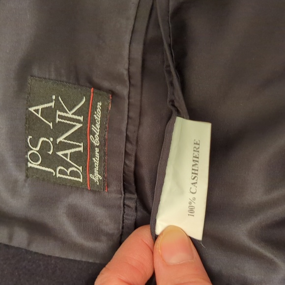 Men's Jos A Bank Cashmere Top Coat - Picture 5 of 5